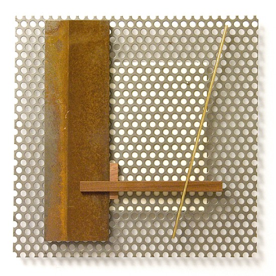 Dombormű #30., 2011., vas, fa, sárgaréz, vegyes technika, 32 x 32 cm