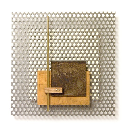 Dombormű #37., 2011., vas, fa, sárgaréz, vegyes technika, 30 x 30 cm