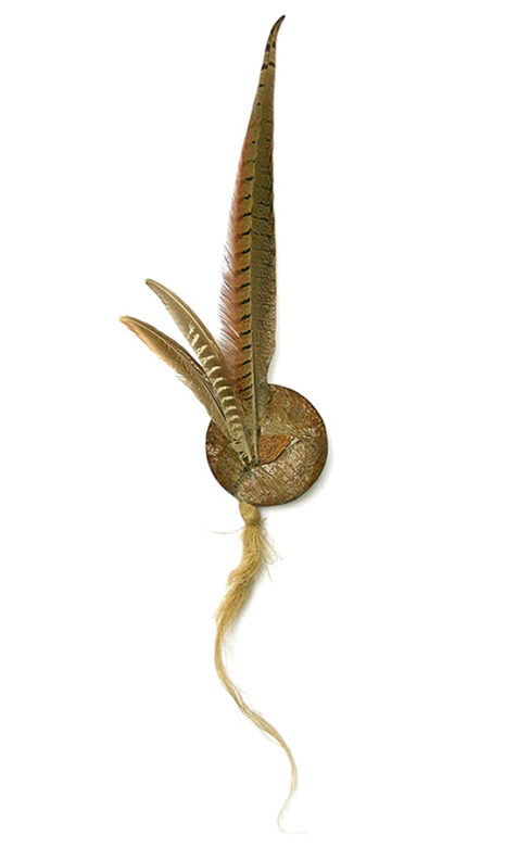 With pheasant feathers, 1998., iron, hemp, feather, mixed media, 670 x 170 mm