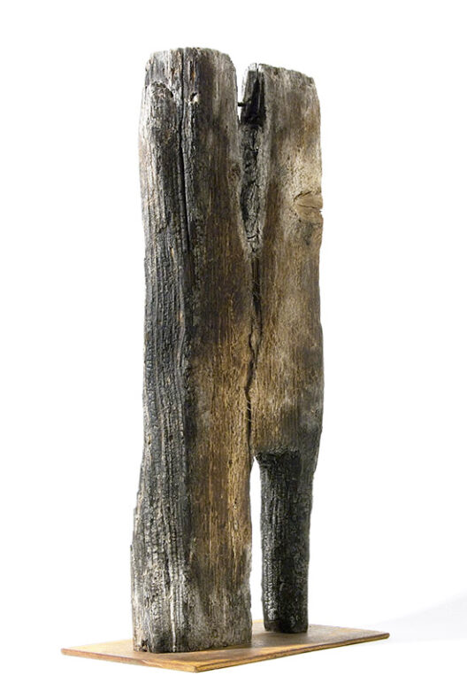 Úton, 2008., fa, vegyes technika, 51 cm