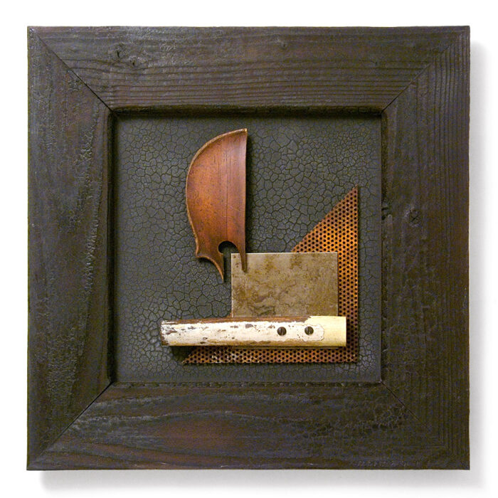 Csendélet, 2011., fa, vas, vegyes technika, 50 x 50 cm