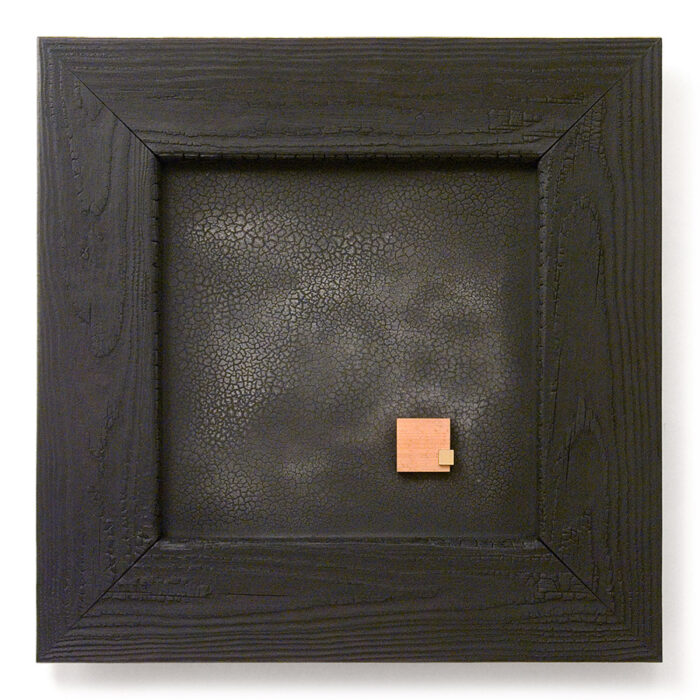 Dombormű XVIII., 2011., fa, sárgaréz, vegyes technika, 50 x 50 cm