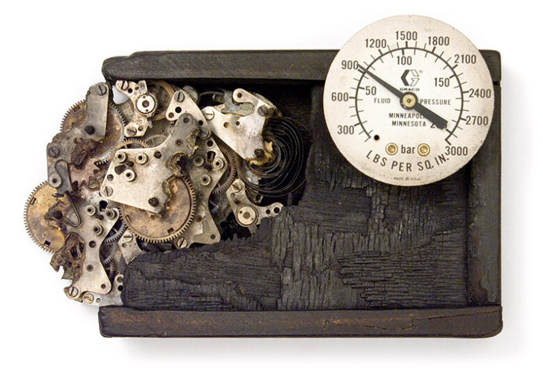 Dimenziómodulátor, 2014., vas, fa, óraszerkezet stb., vegyes technika, 100 x 150 mm