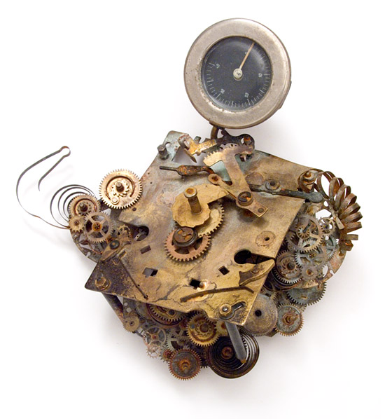Portable time machine, 2014., iron, brass, clockwork &c., mixed media, 210 x 190 mm