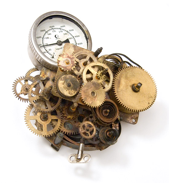 Portable time machine, 2014., iron, brass, clockwork &c., mixed media, 160 x 150 mm