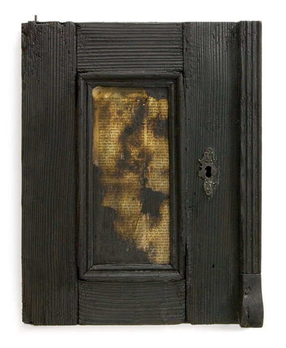 Titkok kapuja, I., 2015, fa, vas stb., vegyes technika, 48,5 x 37 cm