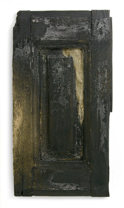 Titkok kapuja, III., 2015., fa, papír, vegyes technika, 74 x 39 cm