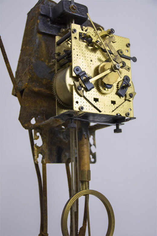 Vasóra, 2015., vas, sárgaréz, óraszerkezet stb., vegyes technika, 120 x 38 x 86 cm
