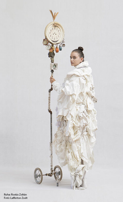 Crosier, 2018., iron, textile, clockwork &c., mixed media, 231 x 40 x 40 cm
