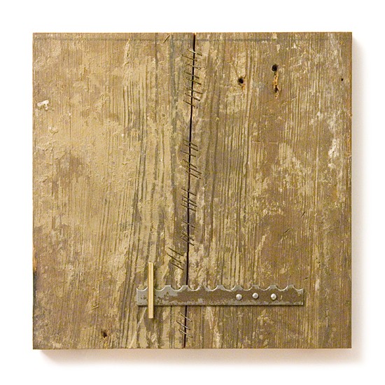 Dombormű #74., 2011., vas, fa, sárgaréz, vegyes technika, 22 x 22 cm