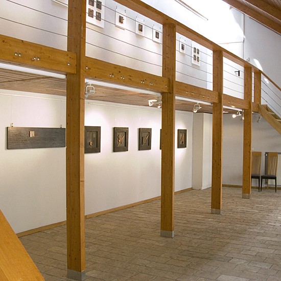Fekete és fehér - Önálló kiállítás a Barabás Villa Galériában